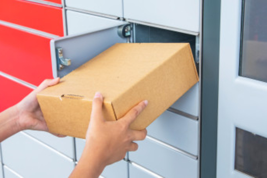 Miért előnyös a házhoz szállítás mellett a futárszolgálat csomagpontjainak beépítése webáruházunkba? 