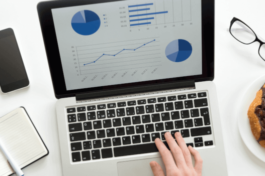 Miért célszerű mérni webáruházunk látogatottságát, és milyen módszerekkel tehetjük?